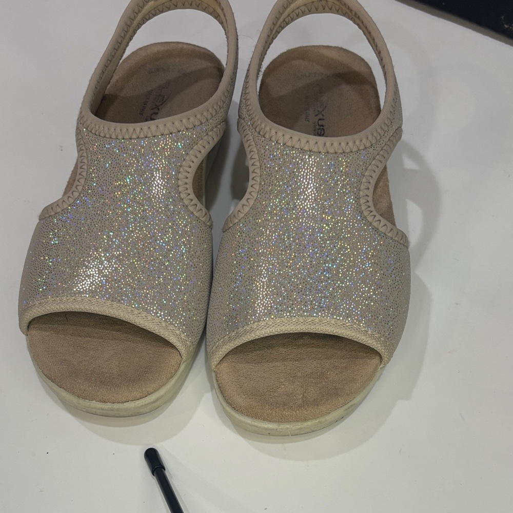 Sparkling Beige Women's Sandals